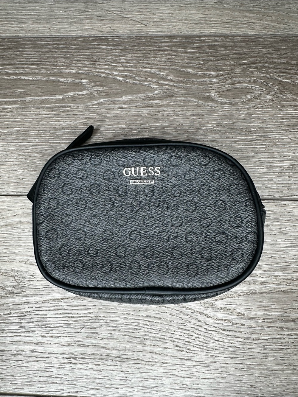 GUESS Black Logo belt bag 👛